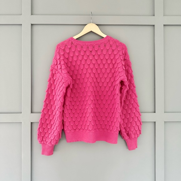 Pink Sweater - Picture 5 of 5